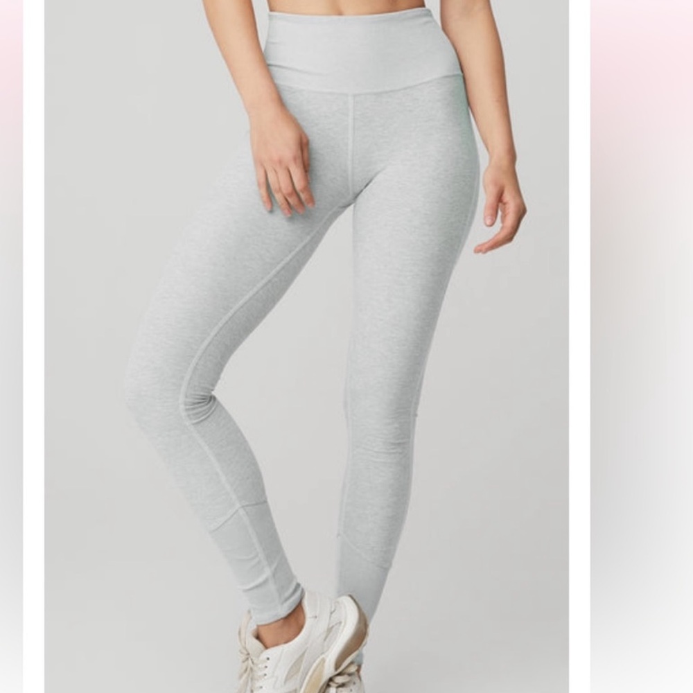 ALO HIGH-WAIST ALOSOFT LOUNGE LEGGING IN ZINC HEATHER